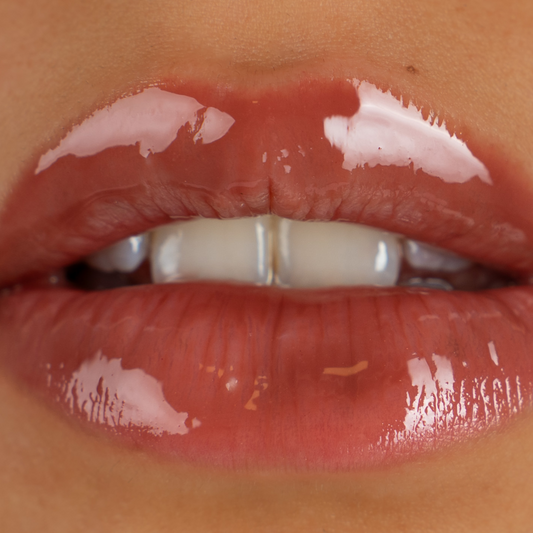 Nude pink lip gloss